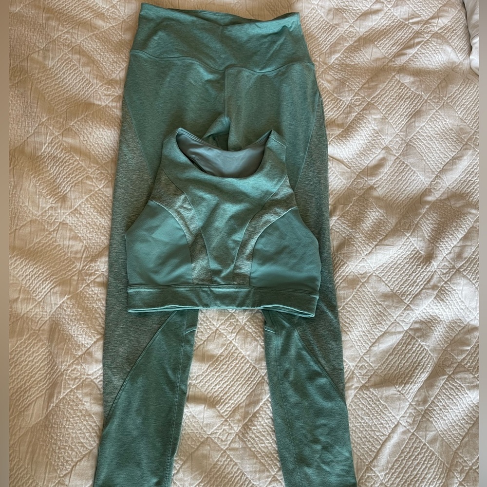 Amazon Core 10 Workout Set - Size Small - image 5